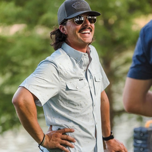 New: Set of Three Poncho Short Sleeve Performance Shirts. Size XL - Picture 4 of 16